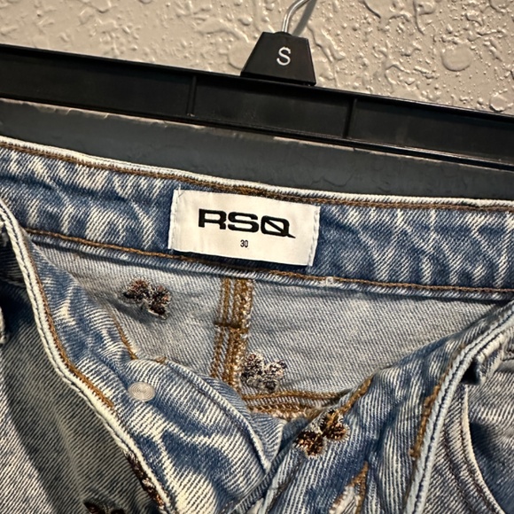 RSQ Butterfly Jeans Shorts - Picture 5 of 5